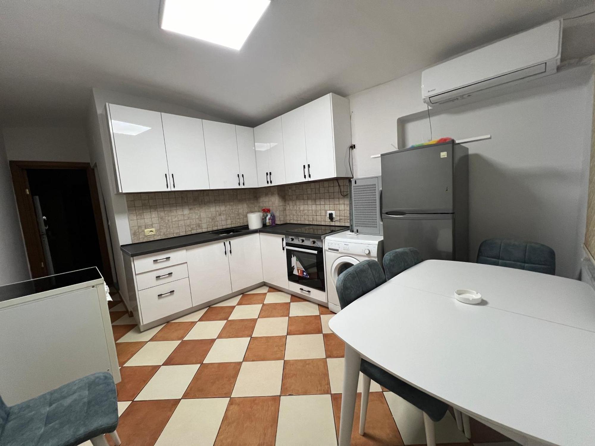 Sisterhood Hostel-Female Only Tirana Zewnętrze zdjęcie